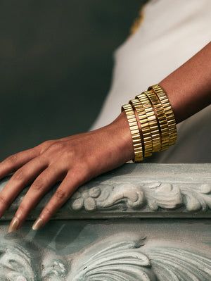 Reeva Gold Fluted Bangle
