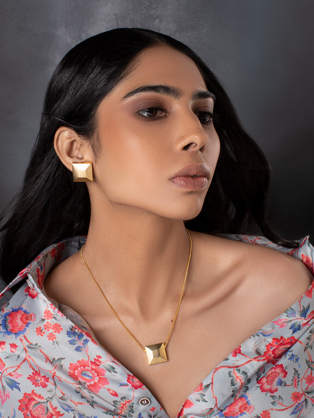 Cubicle Neckchain-24K Gold Plated