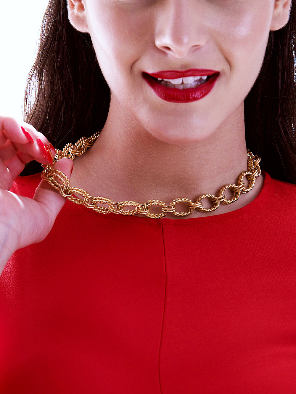 Double Knotted Golden Threaded Necklace