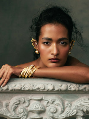 Reeva Gold Fluted Bangle