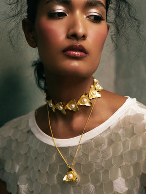 Reeva Gold Pendent with Chain