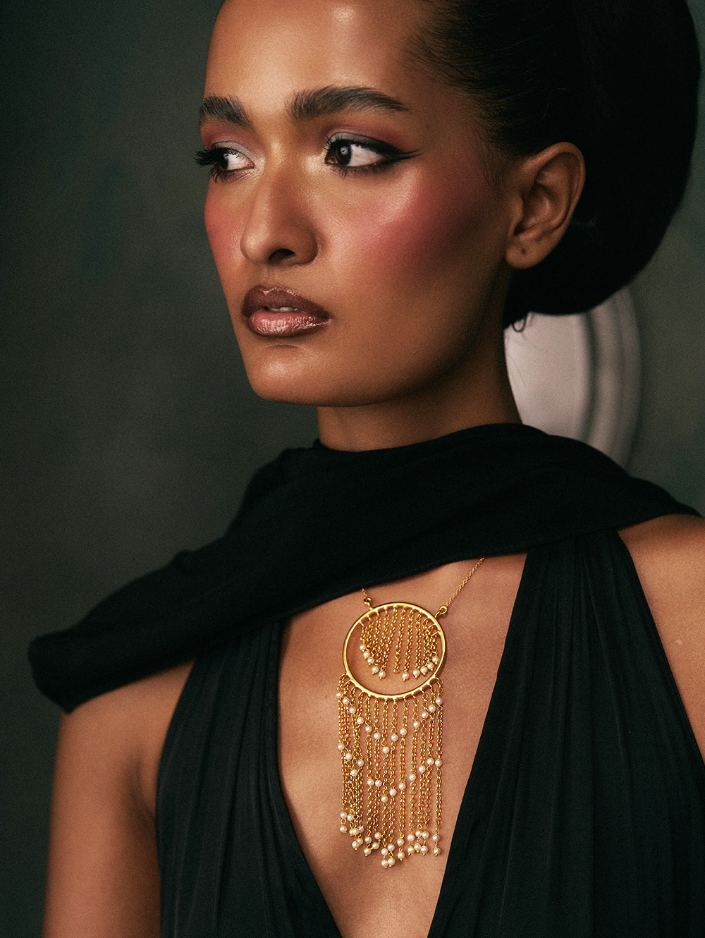 Reeva Golden Fringe Necklace
