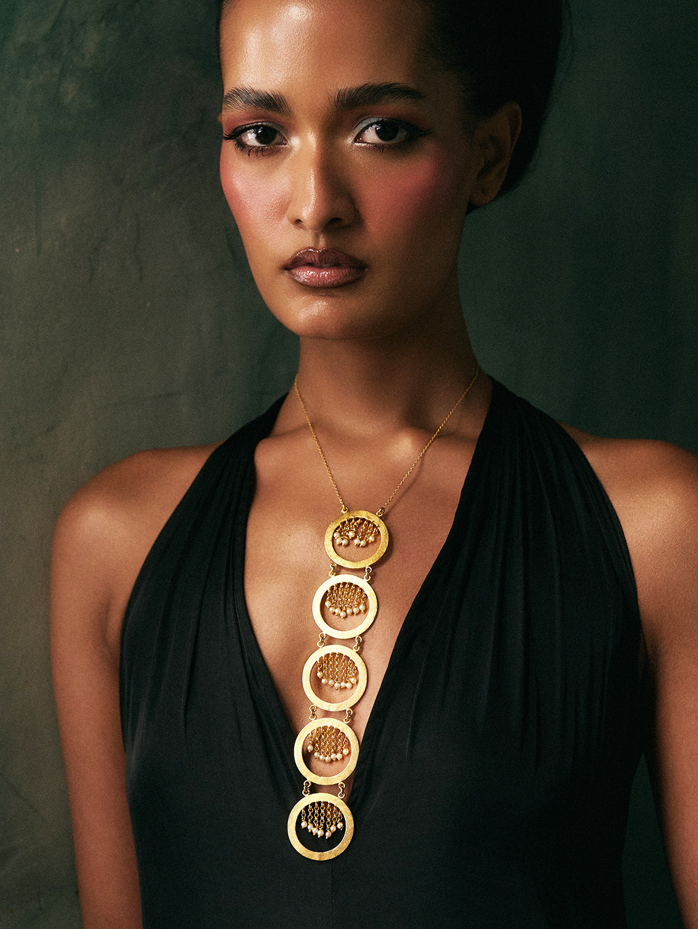 Reeva Golden Tie Necklace